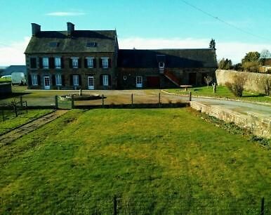 Les Ch'Tis Normands Bed and Breakfast Domjean Exteriör bild